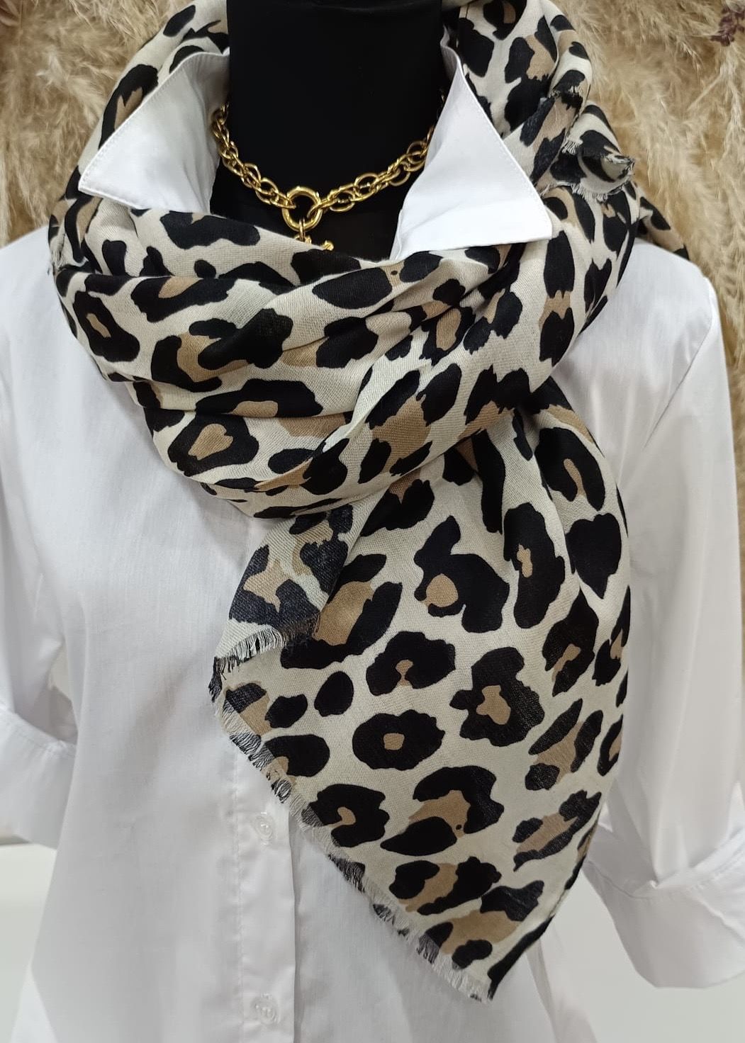 PAÑUELO LEOPARDO - Imagen 2
