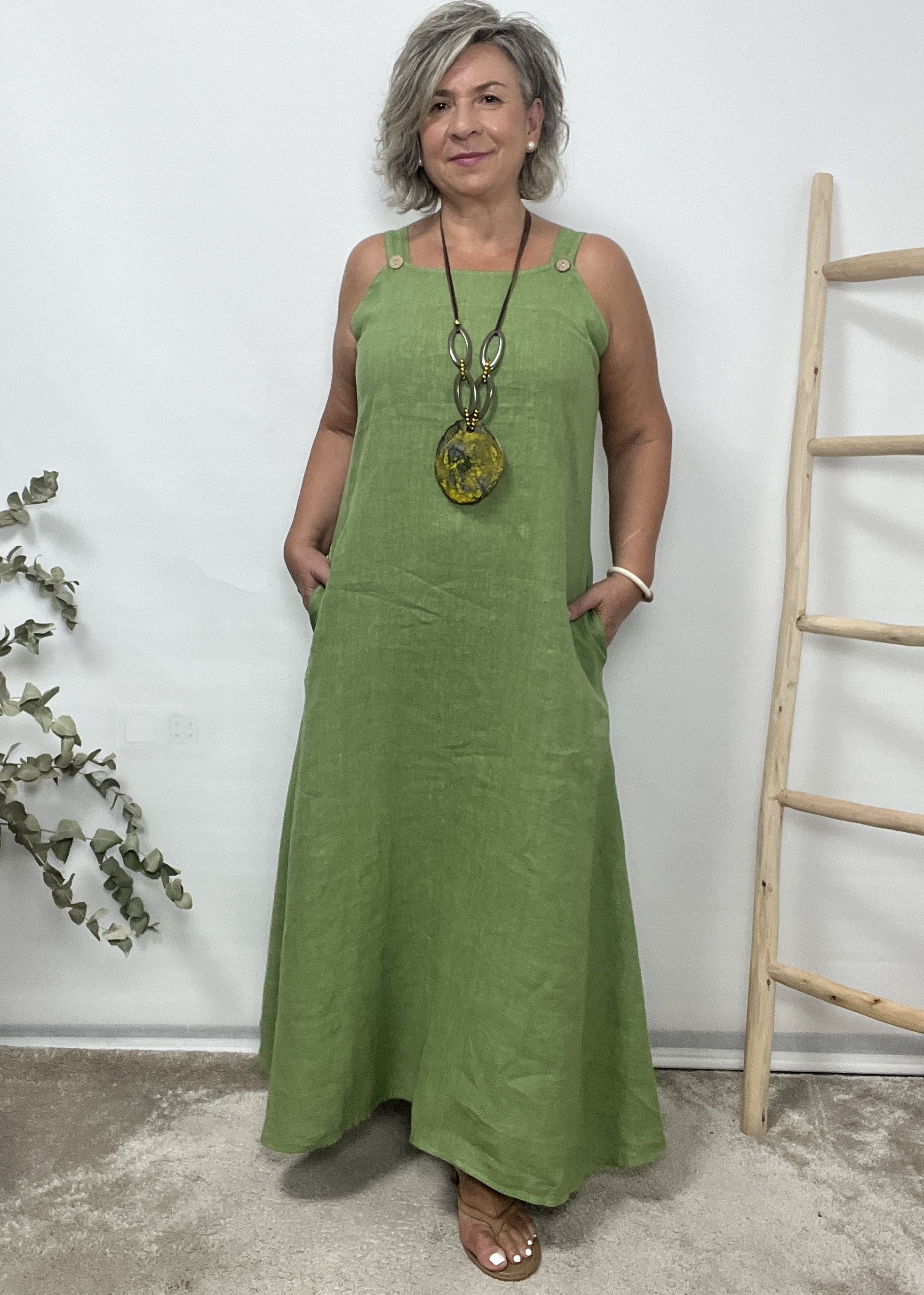 VESTIDO ESTILO PETO - Imagen 3