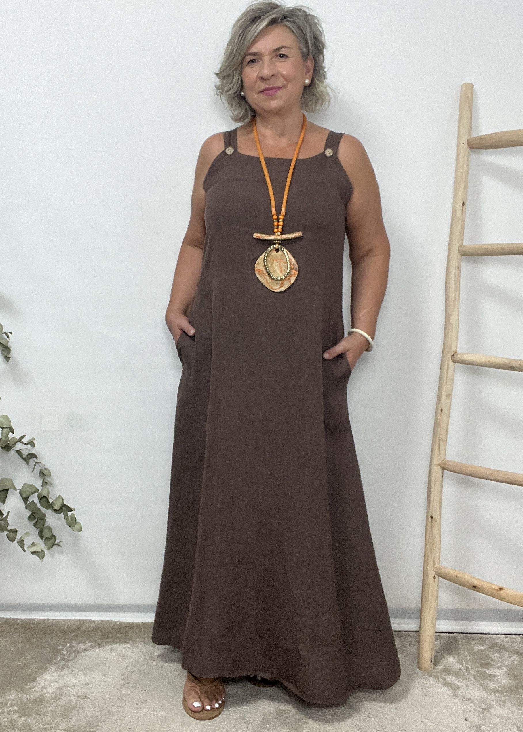 VESTIDO ESTILO PETO - Imagen 3