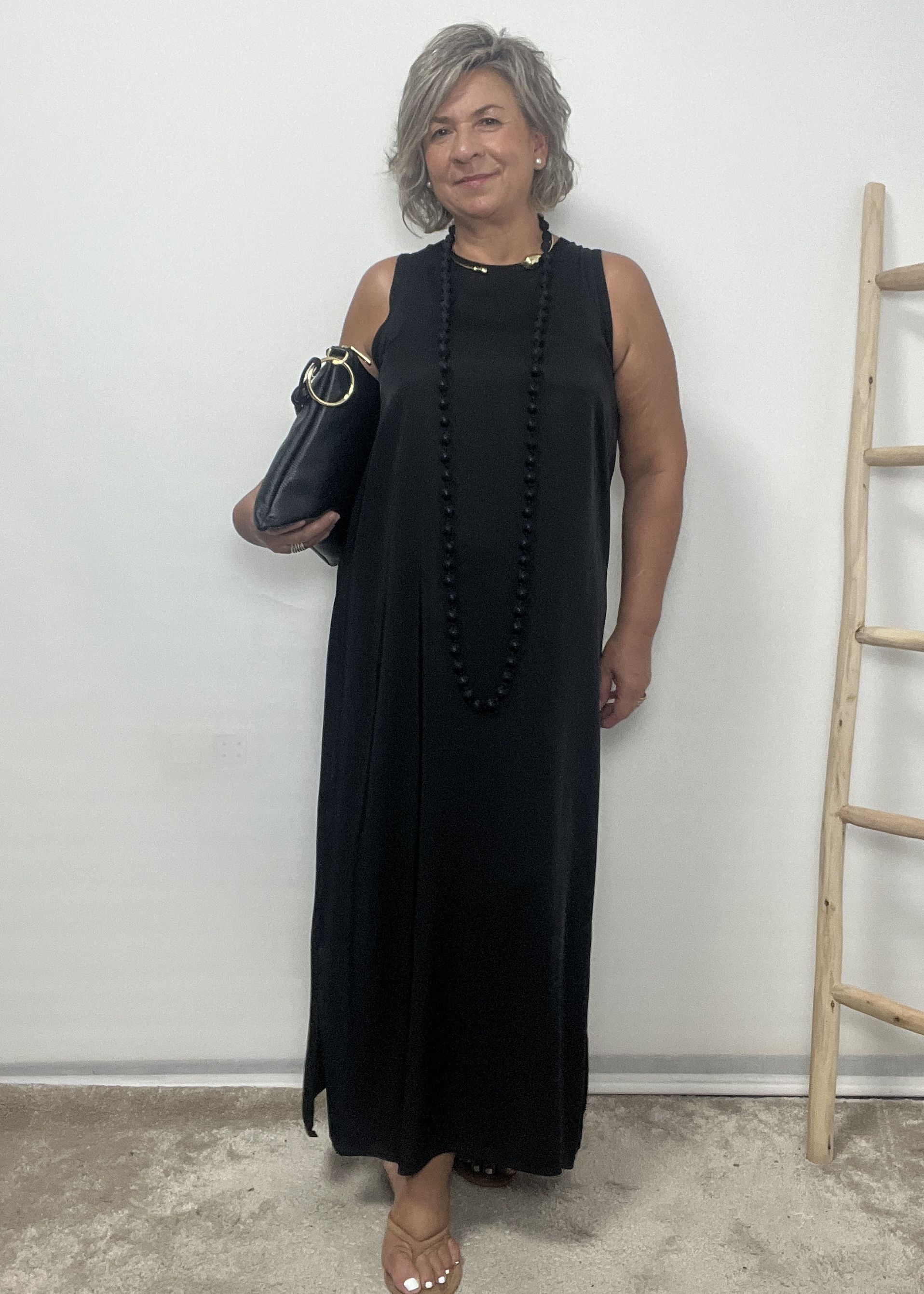 VESTIDO SATINADO NEGRO - Imagen 3